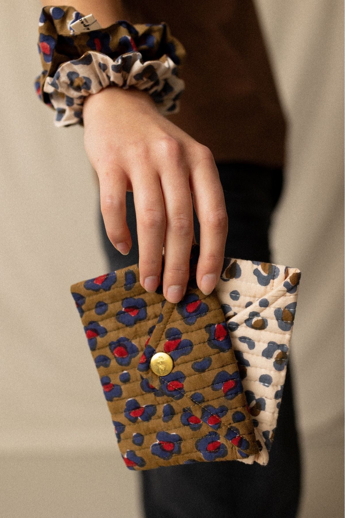 Rava Envelope