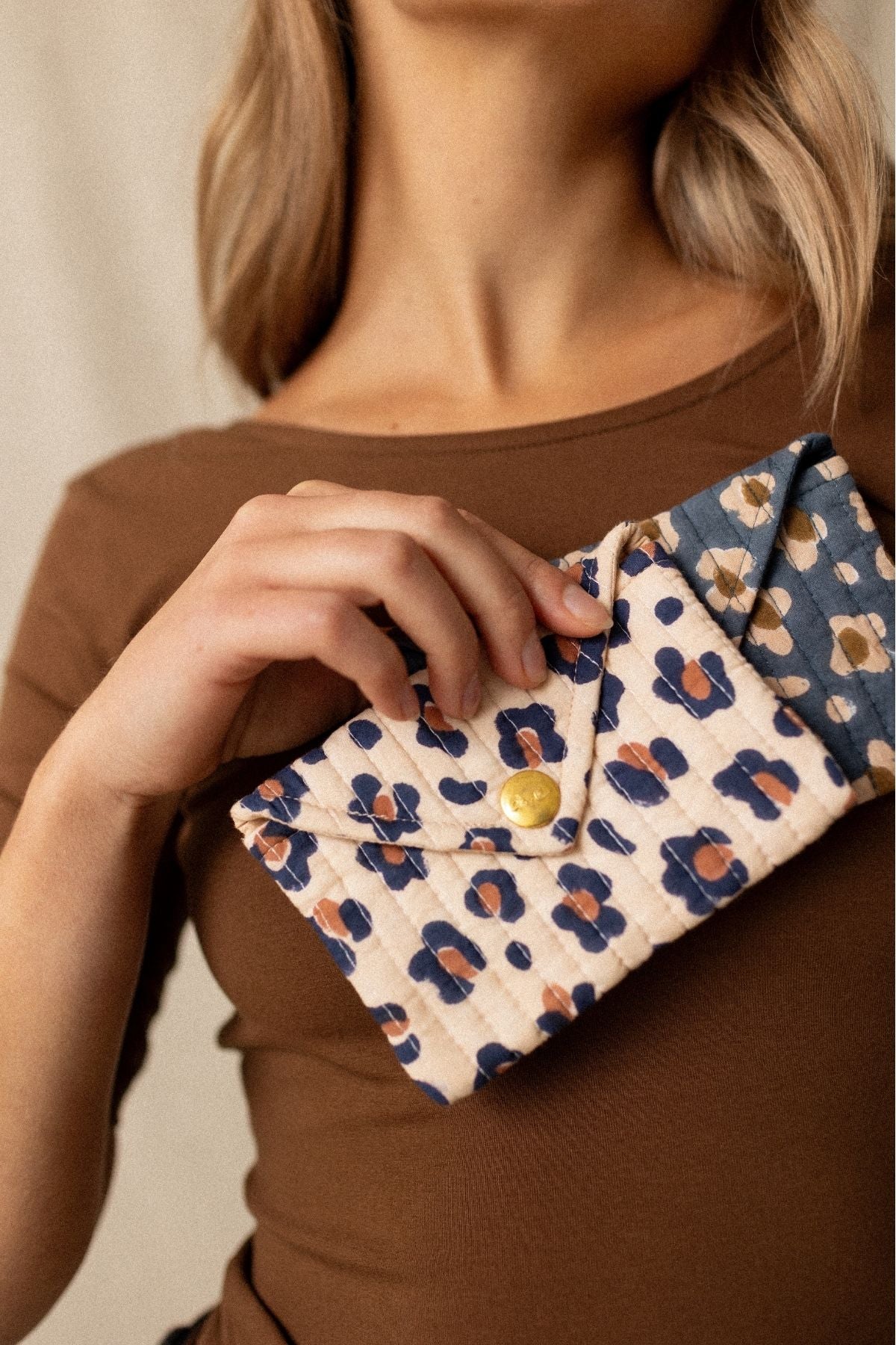 Rava Envelope