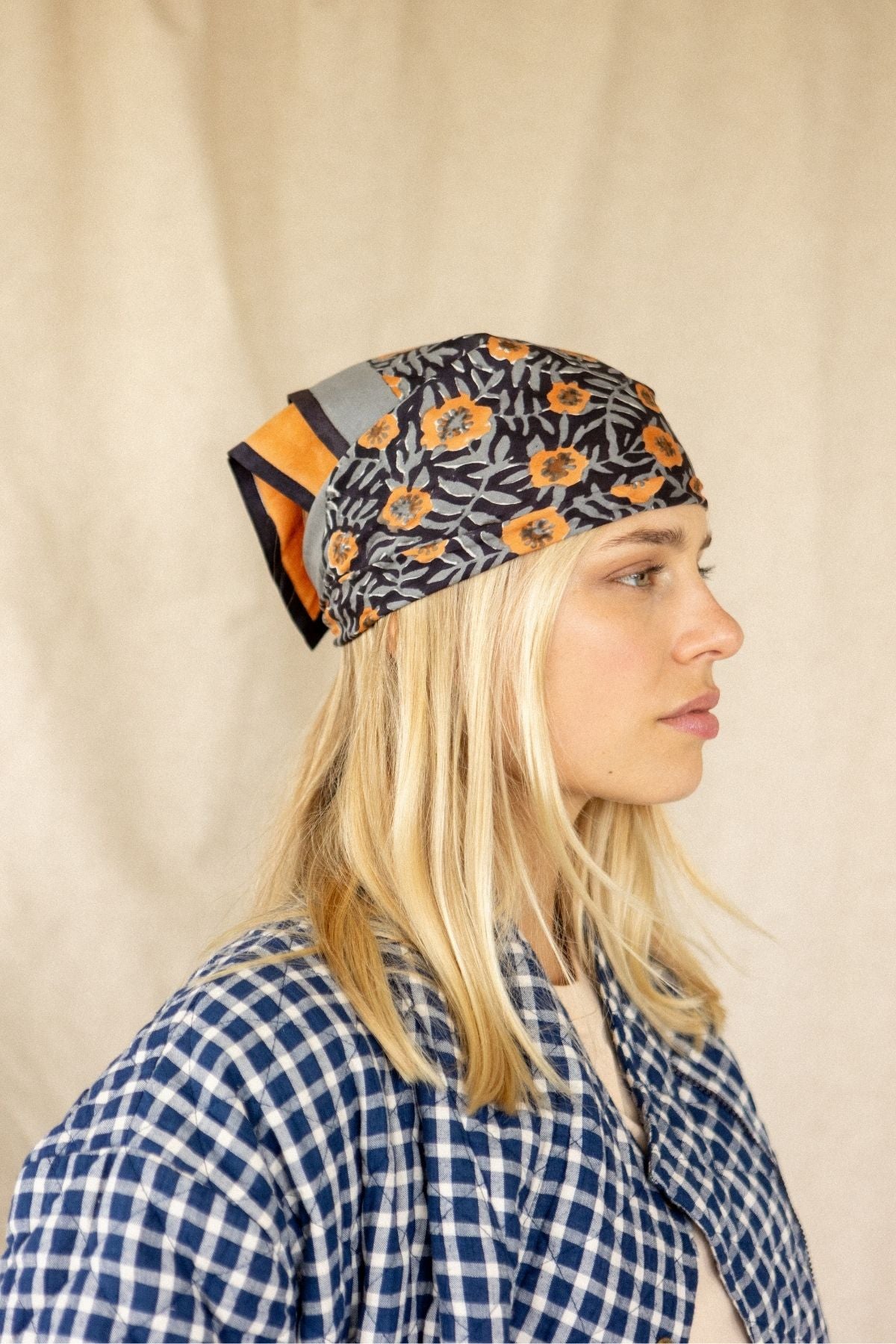 Lalavido small viscose scarf