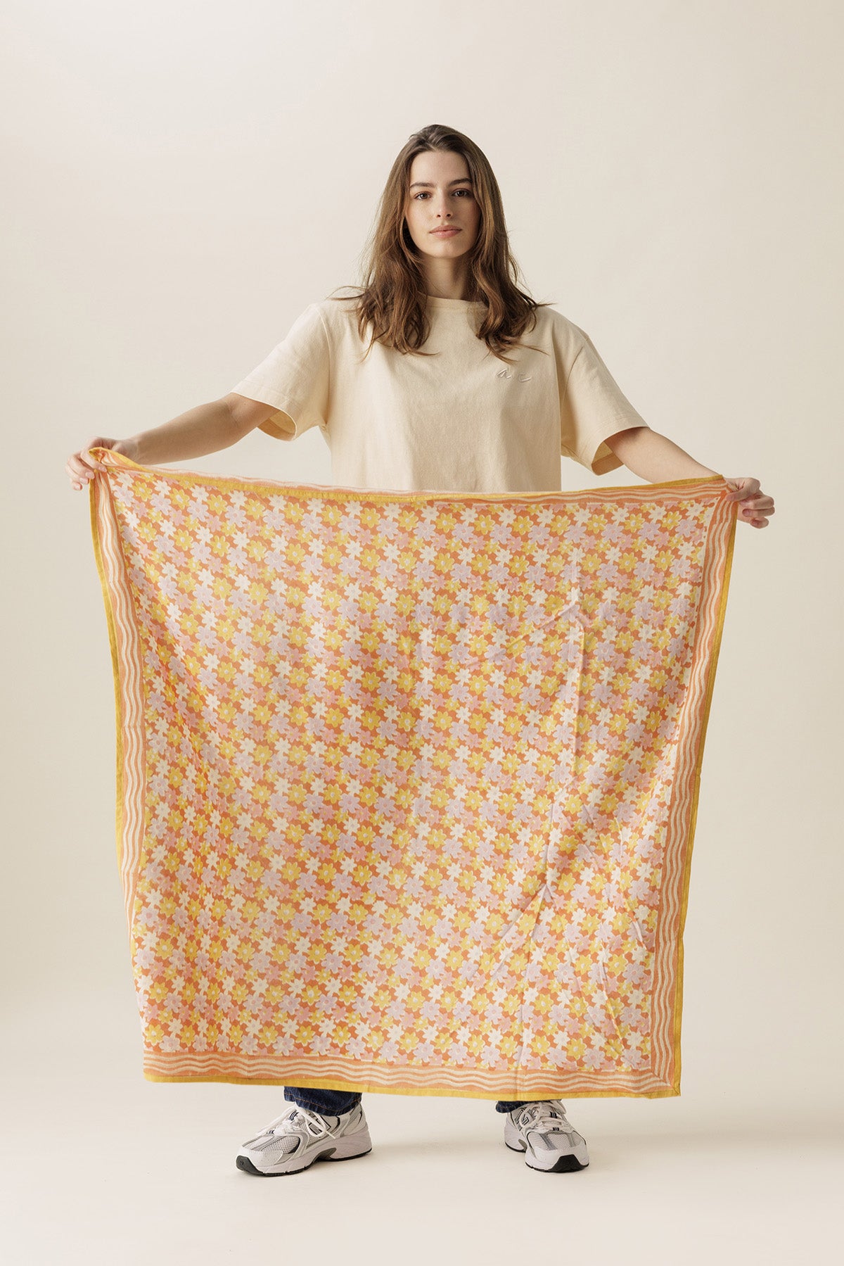 Large Latika Daisy Scarf
