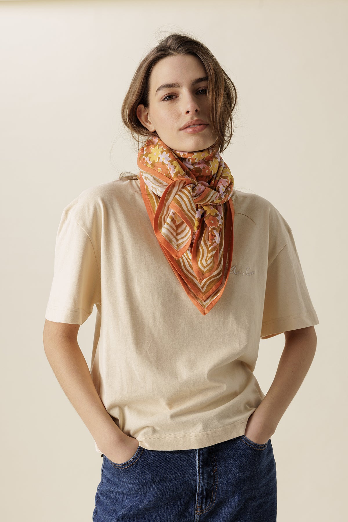 Big Latika Daisy Scarf