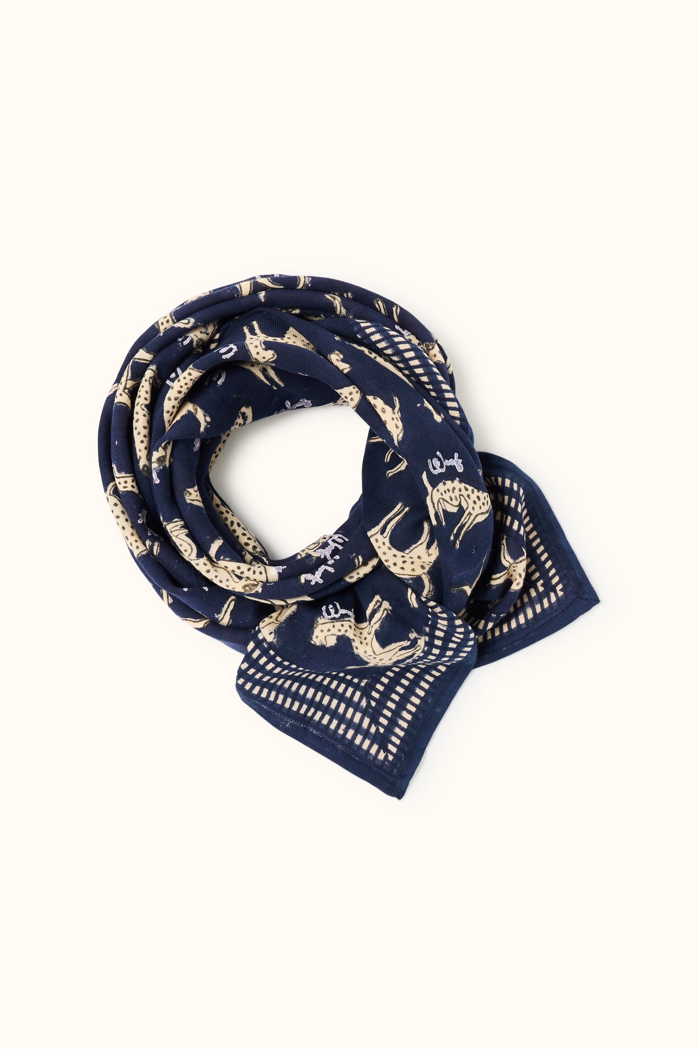 Big Scarf Latika Pongo