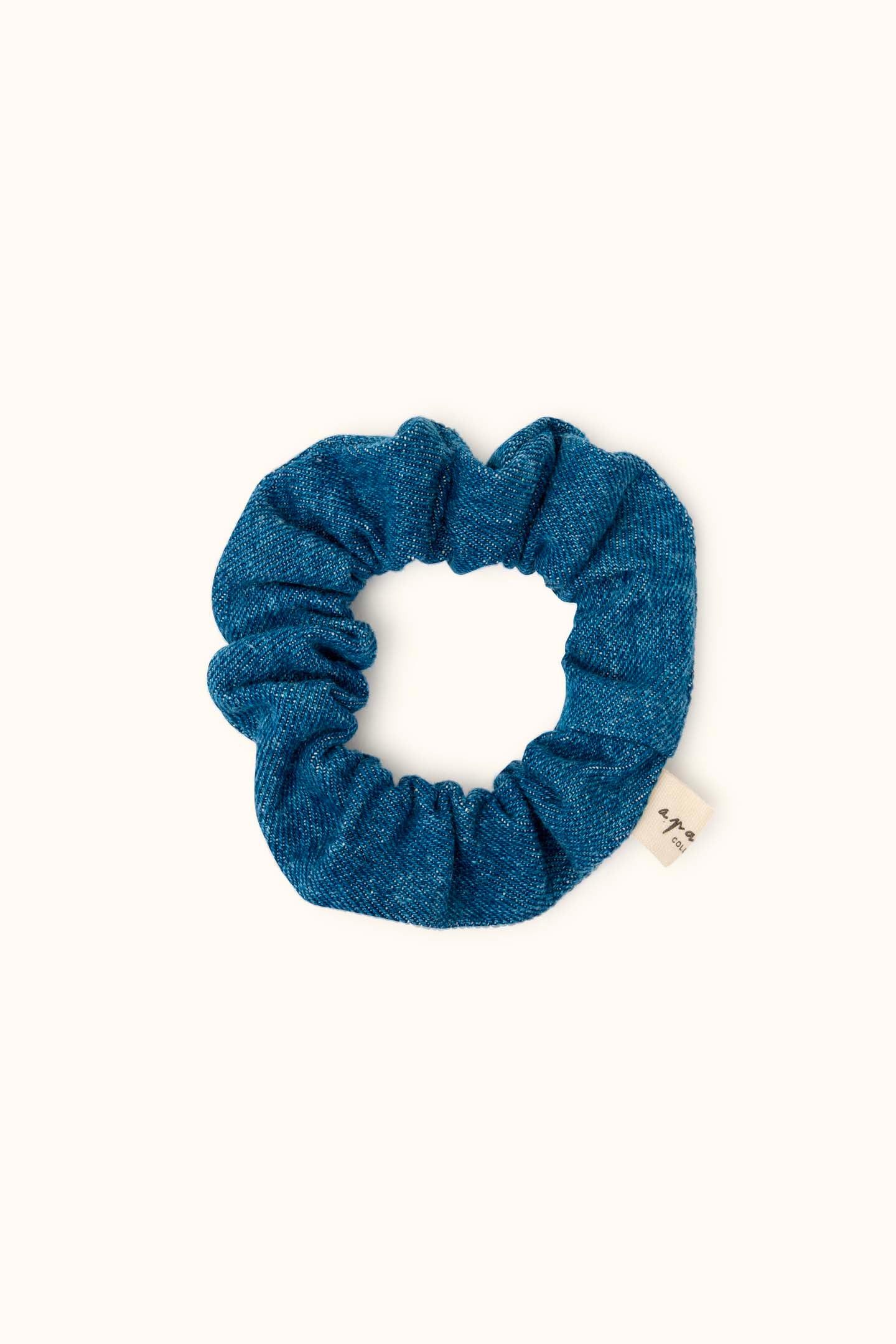 Small Manjuk scrunchie