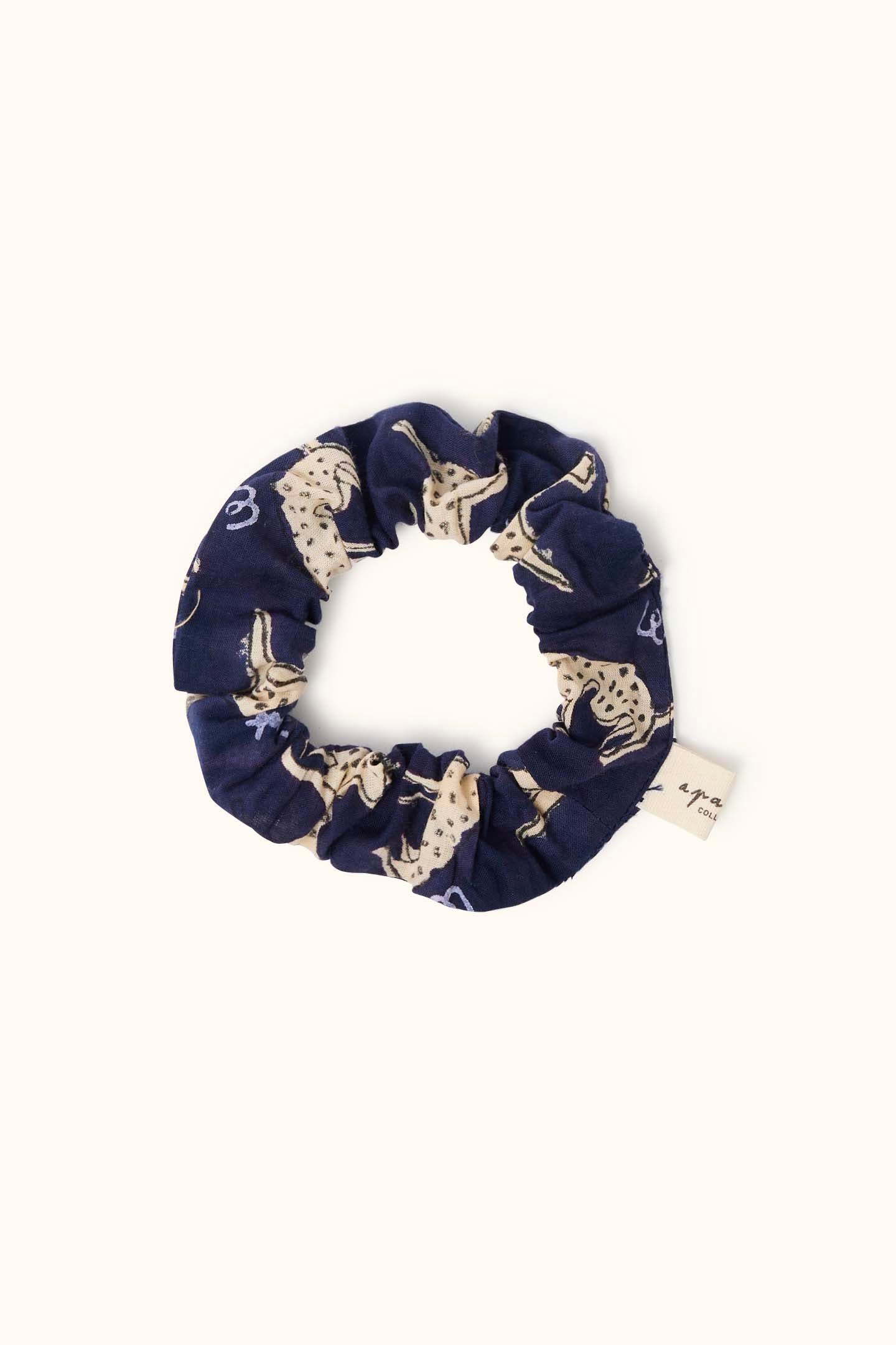 Small Manjuk scrunchie