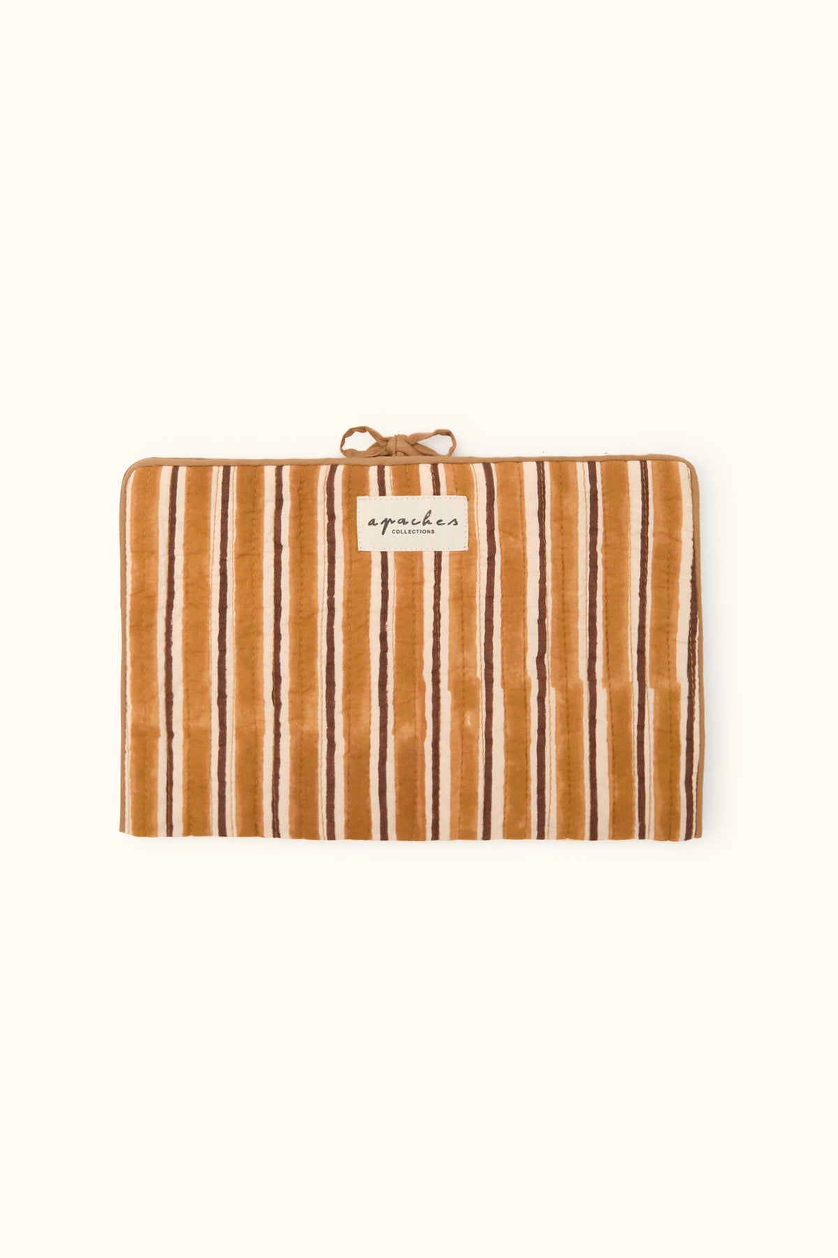 Shoti wet wipe pouch
