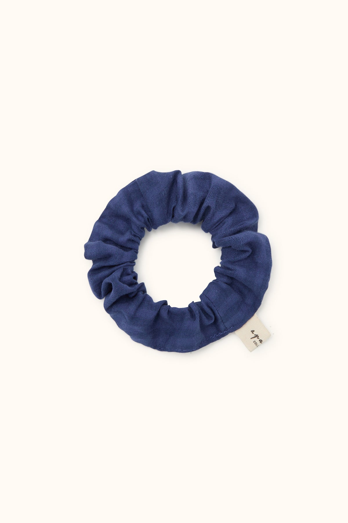 Small Manjuk scrunchie