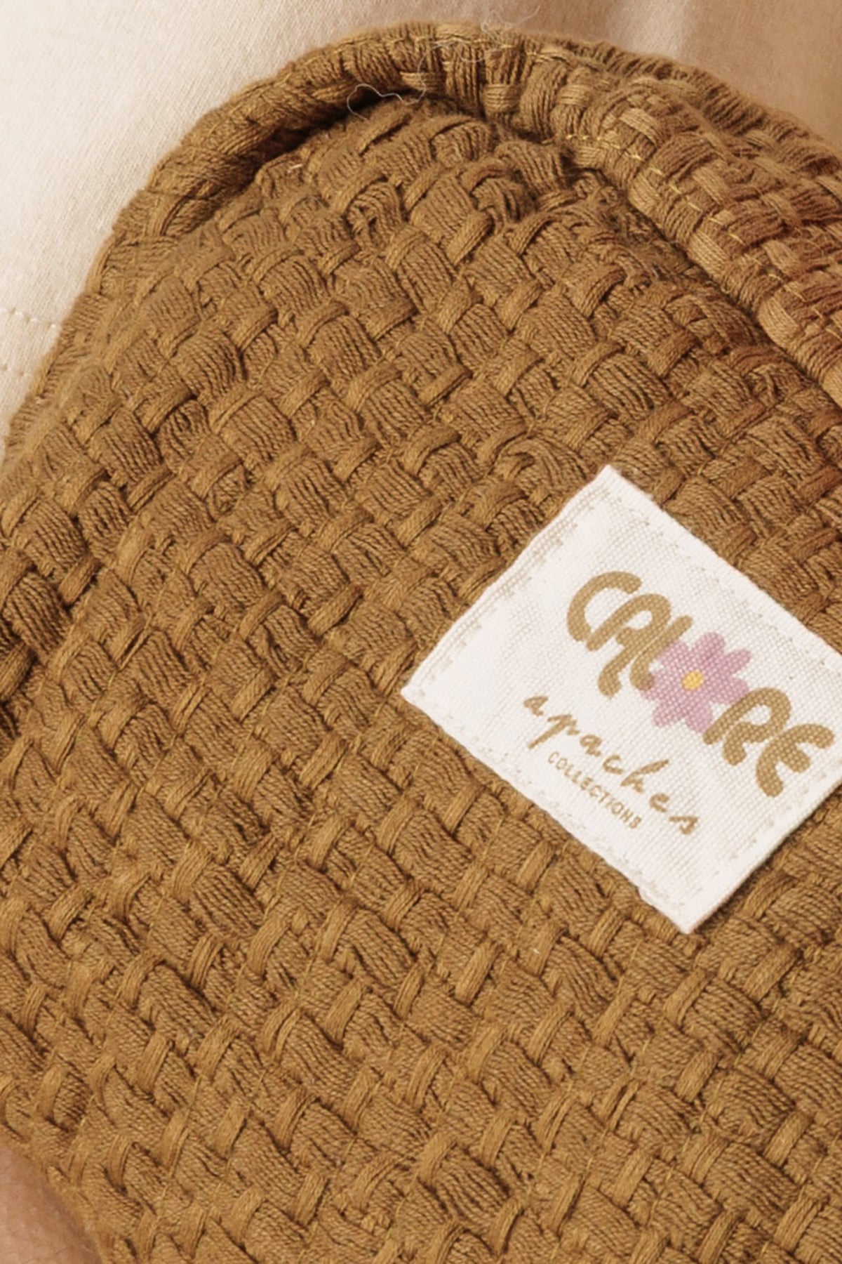 Small Gaya Pouch