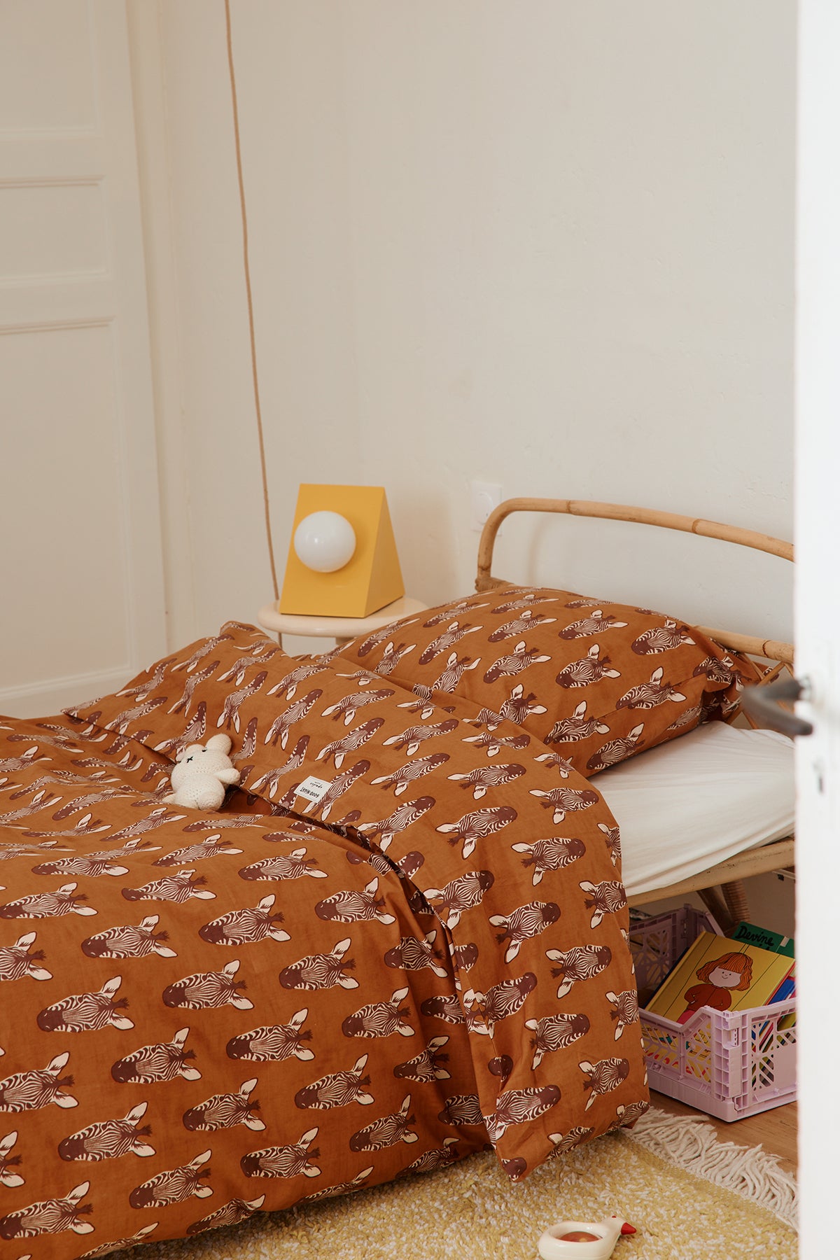 Piya Bedding Set